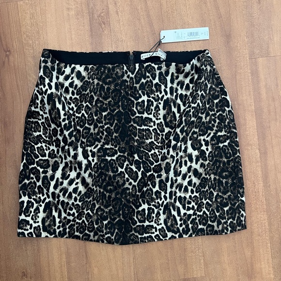 Alice + Olivia Mini Skirt - Picture 2 of 5